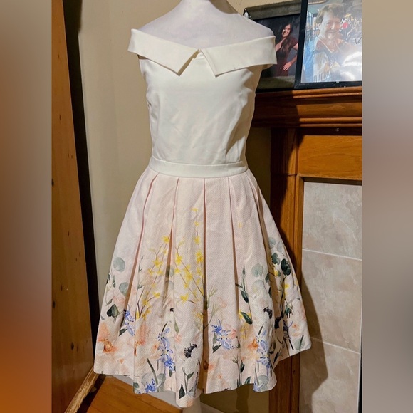 Ted Baker Oceana Elegant Fit and Flare Floral Dress Sz US 8/10 Or Ted Sz 3 - Picture 4 of 12